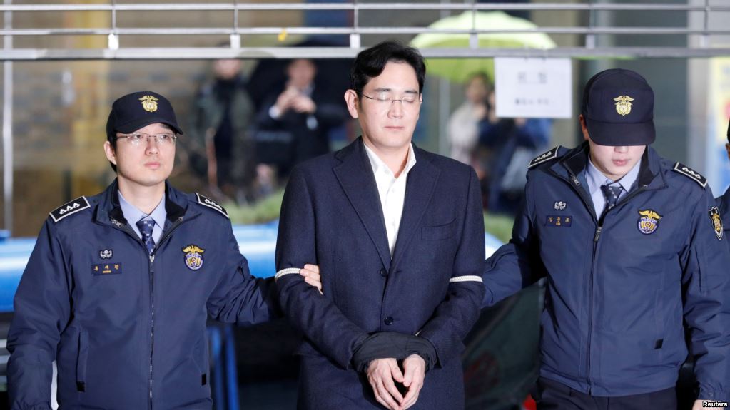 Samsung’s Jay Y. Lee Freed in Surprise Korean Court Verdict